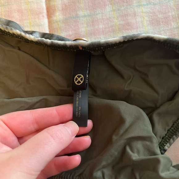 ViX Paula Hermanny Green with White Bikini bottom - Picture 2 of 8